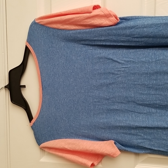 LuLaRoe Women's Top - Picture 8 of 10